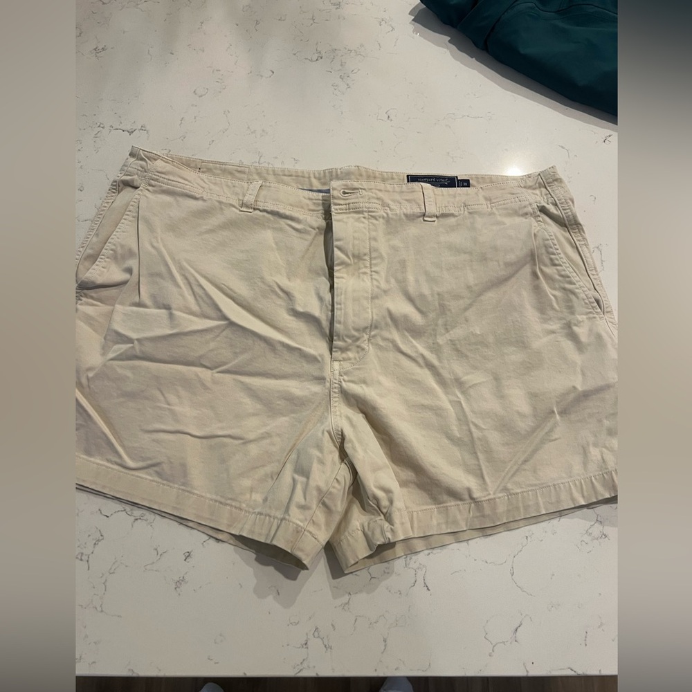 Vineyard Vines Island Shorts Size 38